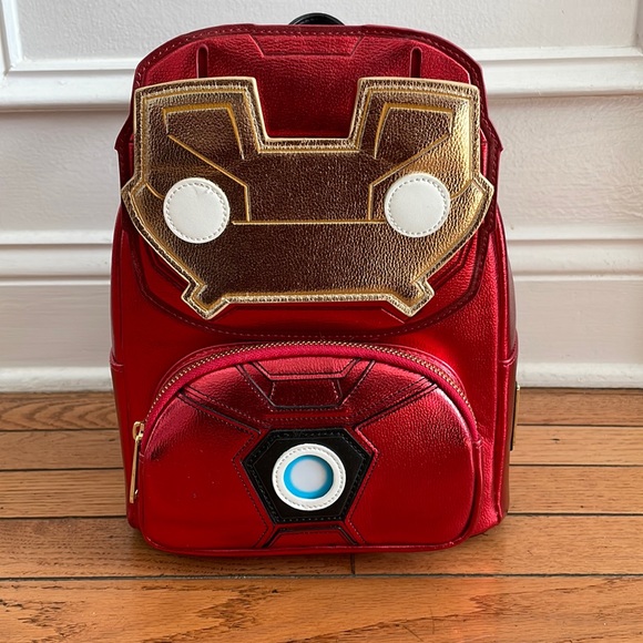 Disney Loungefly medium sized backpack - Picture 1 of 10